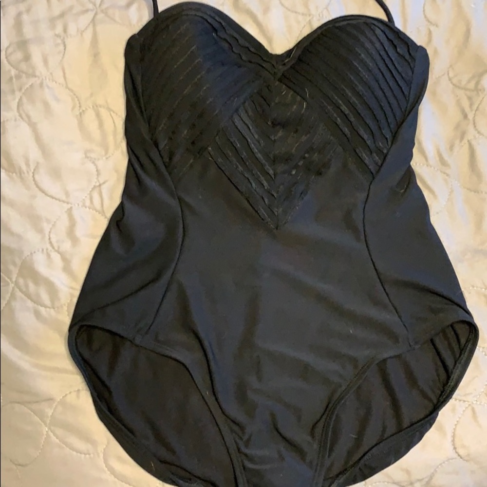NWOT Robin Piccone one piece swimsuit